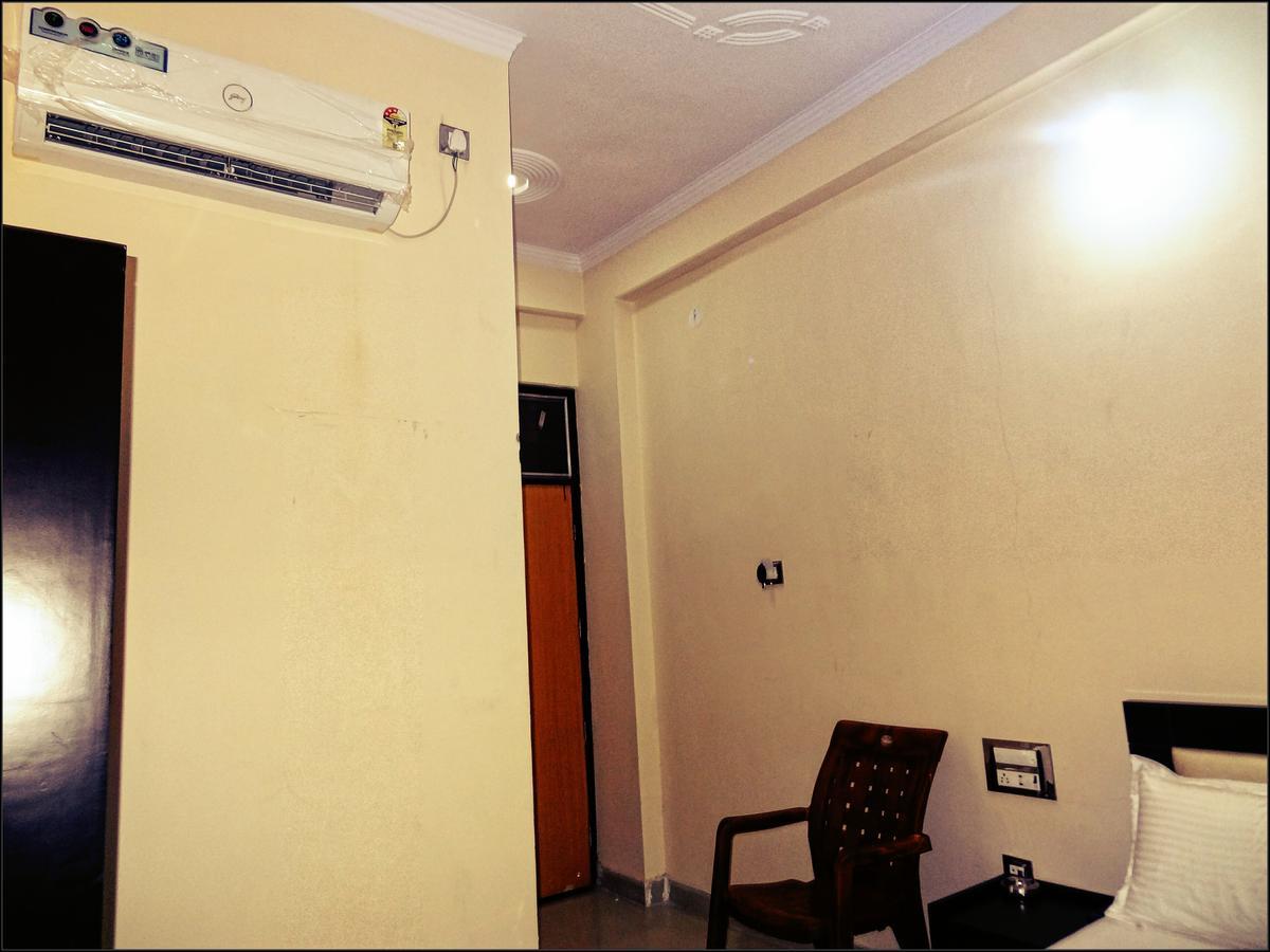 The Royal Hotel Chhatarpur Exterior foto
